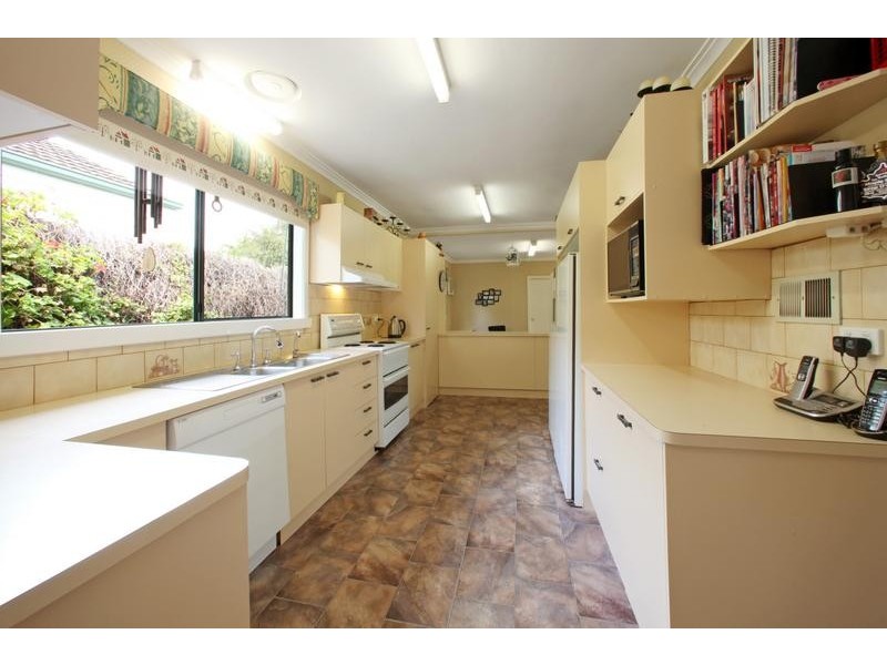 90 Stewart Street, Boronia VIC 3155