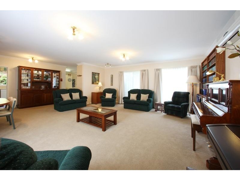 90 Stewart Street, Boronia VIC 3155