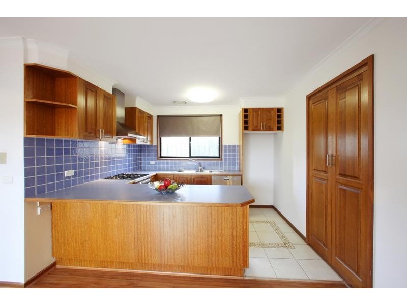 1/24 Burchall Crescent, Rowville VIC 3178