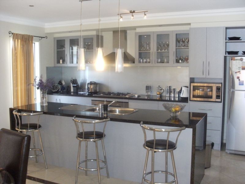 49 Jubilee Drive, Rowville VIC 3178