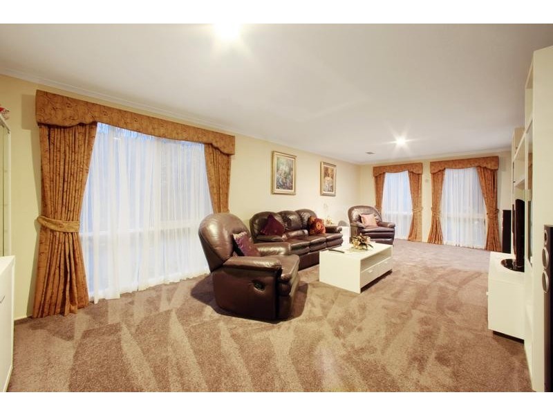 185 Karoo Road, Rowville VIC 3178