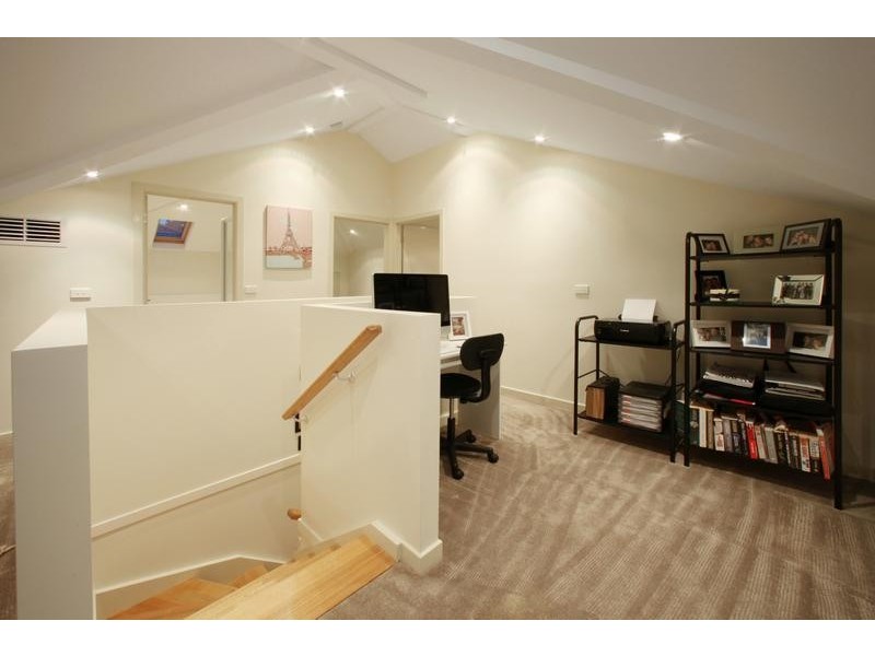 1/7 Valetta Crescent, Knoxfield VIC 3180