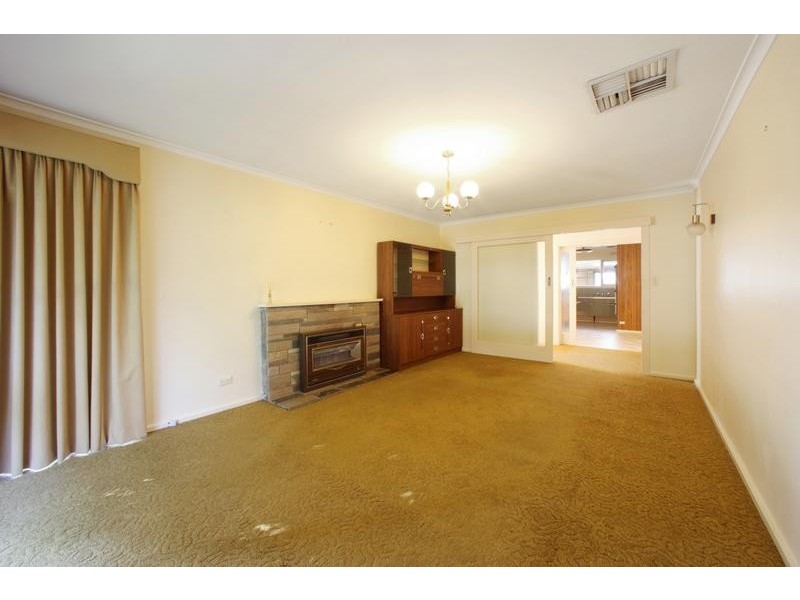 5 Clow Avenue, Upper Ferntree Gully VIC 3156