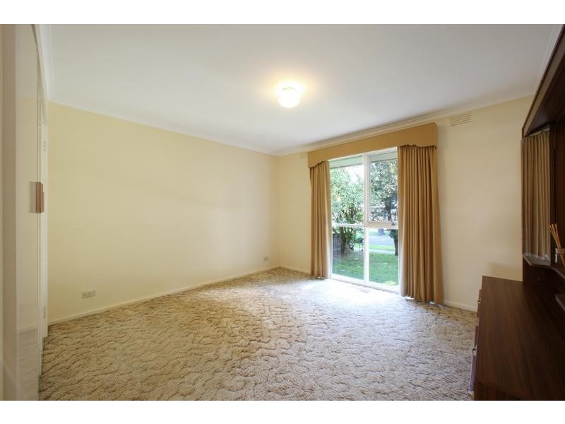 5 Clow Avenue, Upper Ferntree Gully VIC 3156