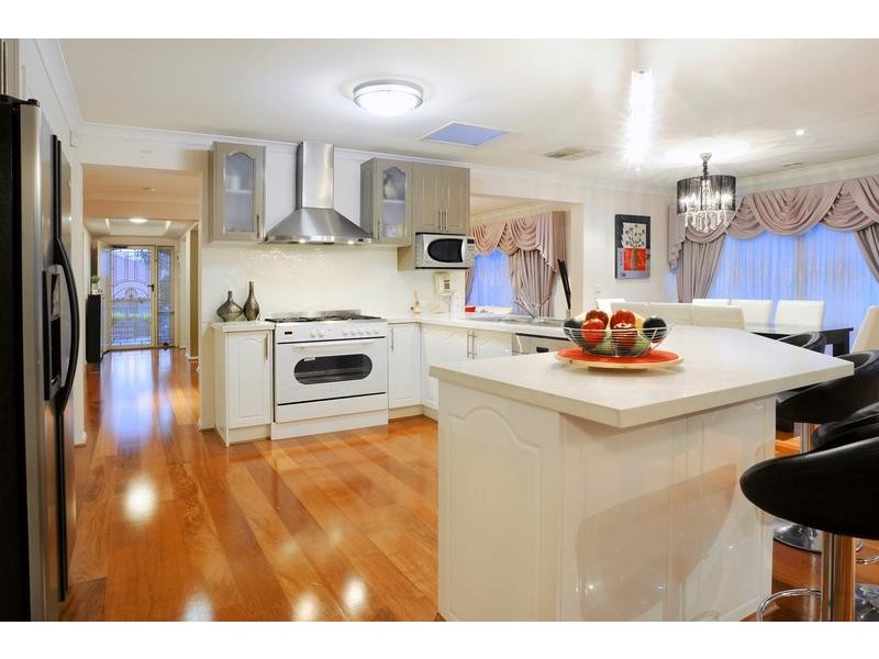 5 Bailey James Court, Rowville VIC 3178