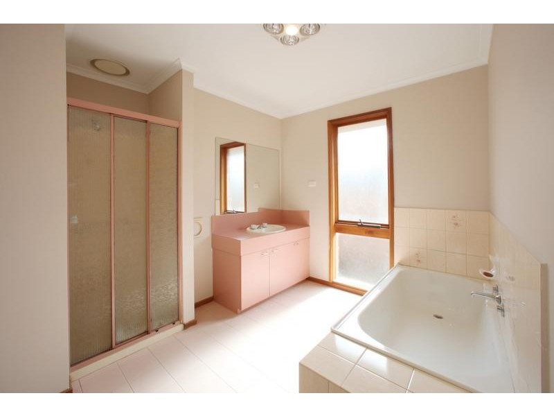 26 Bellfield Drive, Lysterfield VIC 3156