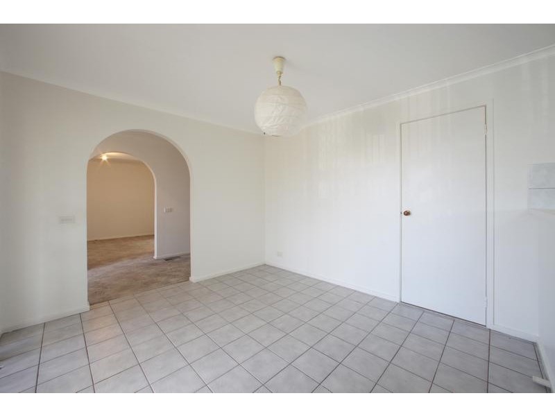 1/50 Preston Avenue, Endeavour Hills VIC 3802