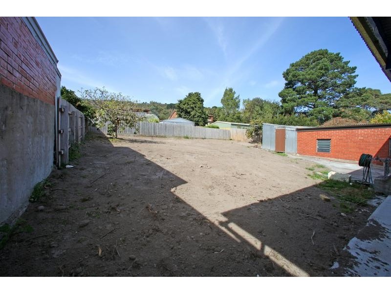 90 Forest Road, Ferntree Gully VIC 3156