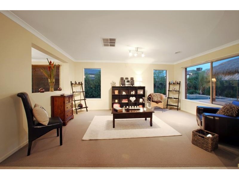 76 Victoria Knox Avenue, Rowville VIC 3178