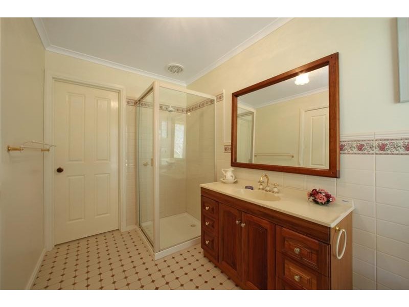 30 Fernlea Avenue, Rowville VIC 3178