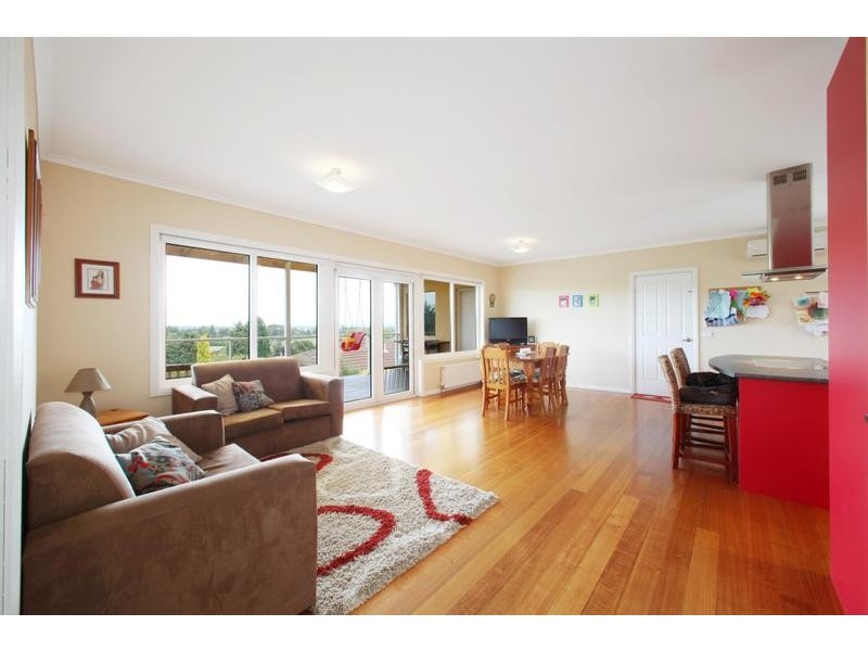 3 Allora Avenue, Ferntree Gully VIC 3156