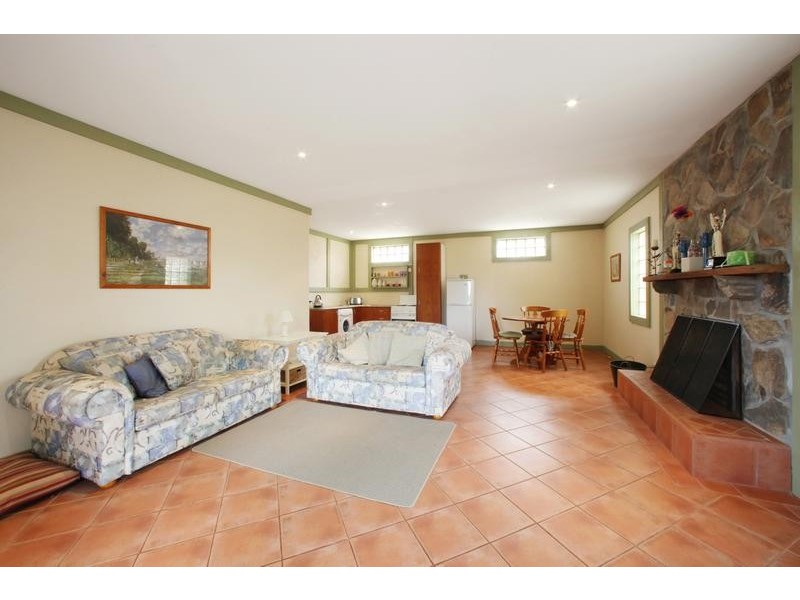 3 Allora Avenue, Ferntree Gully VIC 3156