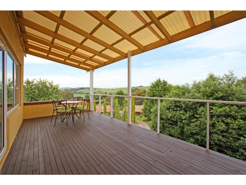 3 Allora Avenue, Ferntree Gully VIC 3156