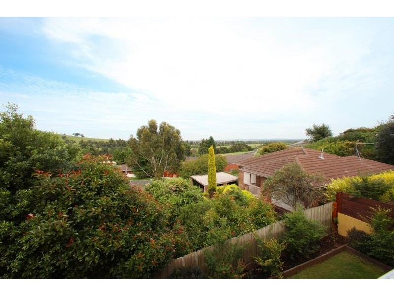 3 Allora Avenue, Ferntree Gully VIC 3156