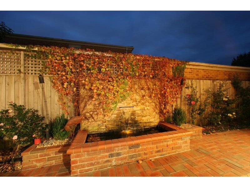 3 Dunscombe Close, Rowville VIC 3178