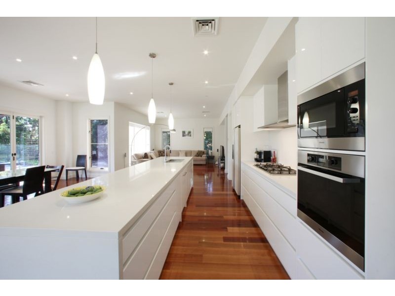 9 McKay Road, Rowville VIC 3178