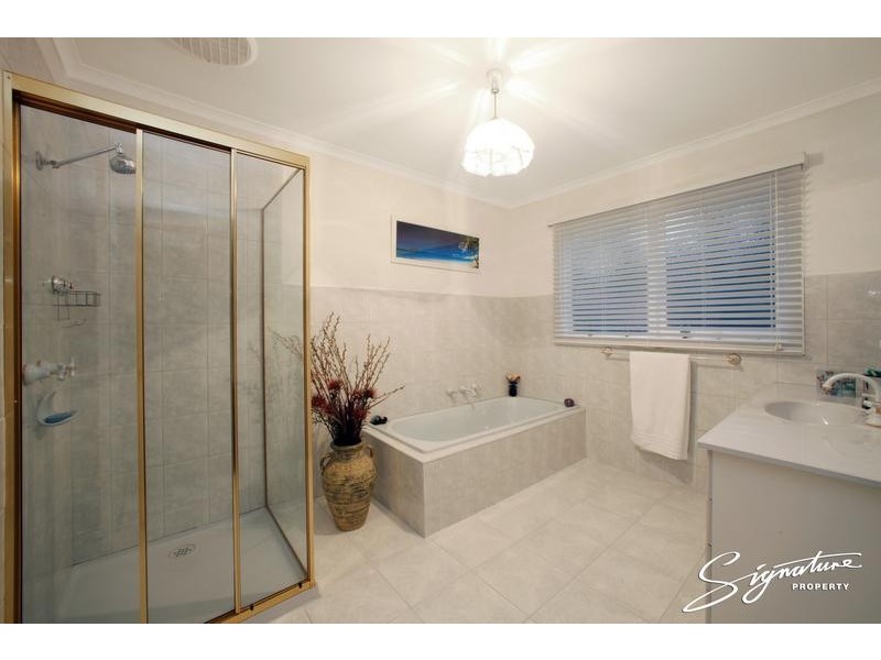 54 Timbertop Drive, Rowville VIC 3178