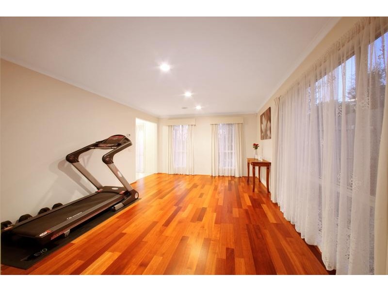 4 Jenna Court, Rowville VIC 3178