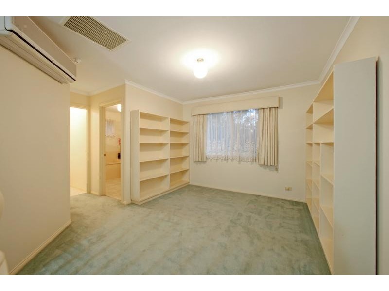 4 Jenna Court, Rowville VIC 3178