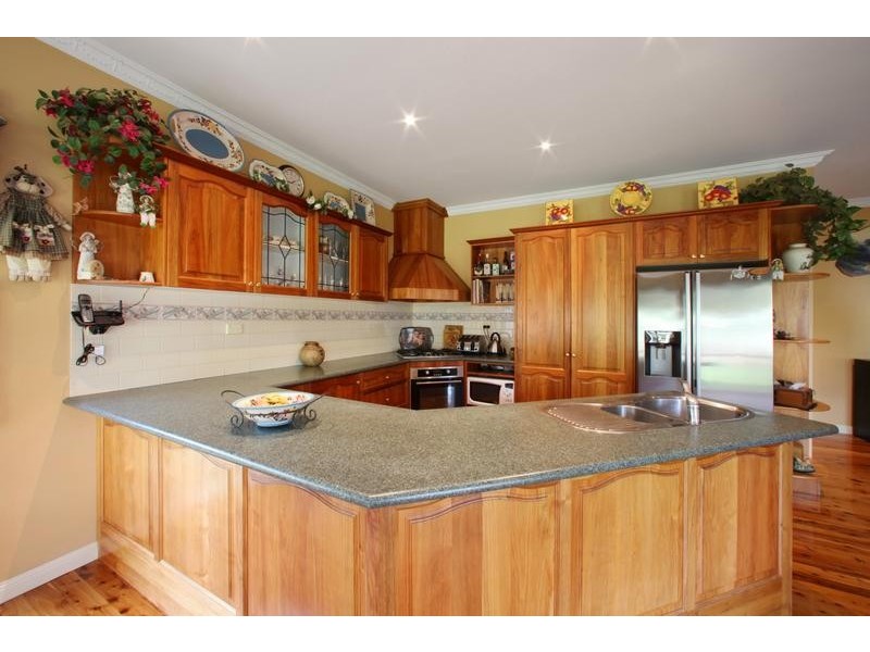 30 Grange Drive, Lysterfield VIC 3156