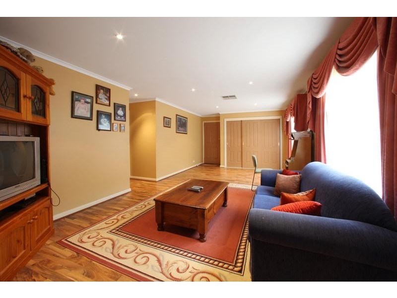 30 Grange Drive, Lysterfield VIC 3156