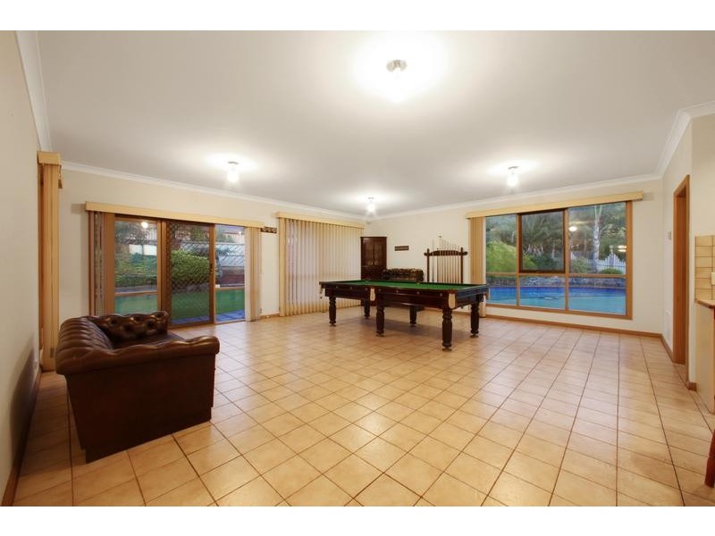 71 Timbertop Drive, Rowville VIC 3178