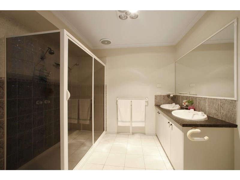 7 Emperor Place, Rowville VIC 3178