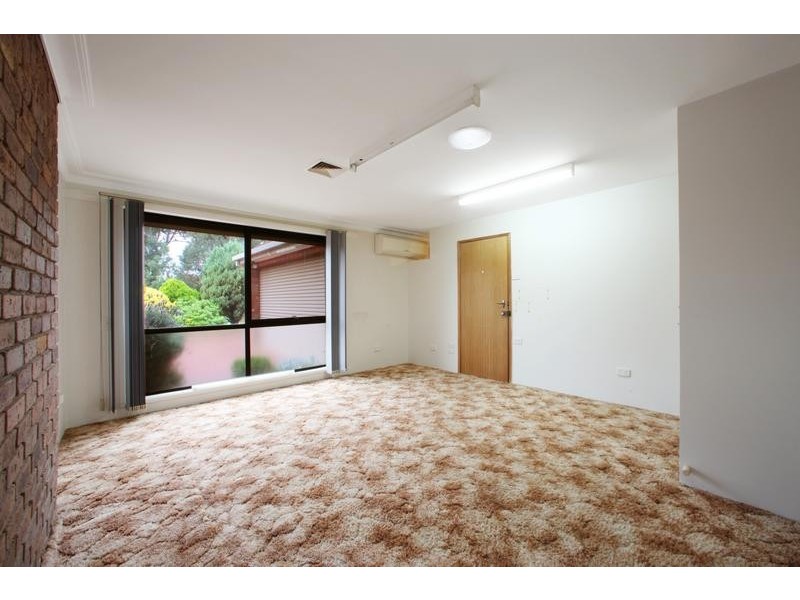 17 Burchall Crescent, Rowville VIC 3178