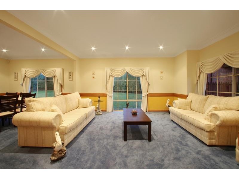 6 Callander Place, Lysterfield VIC 3156