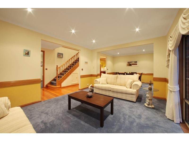 6 Callander Place, Lysterfield VIC 3156