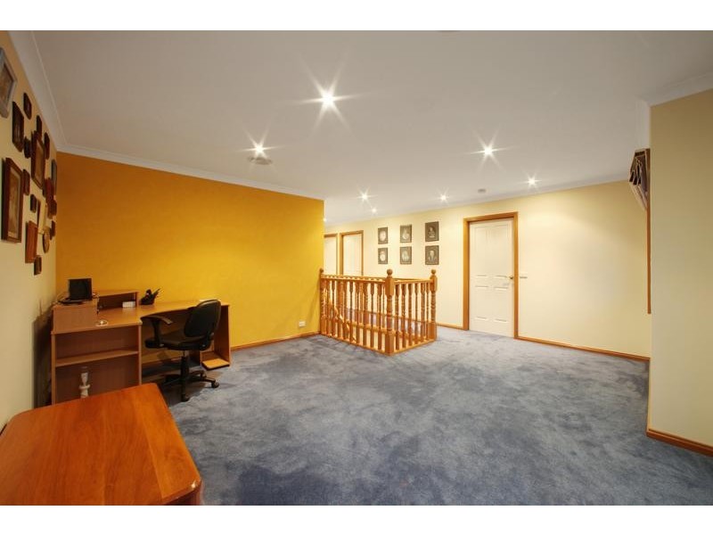 6 Callander Place, Lysterfield VIC 3156