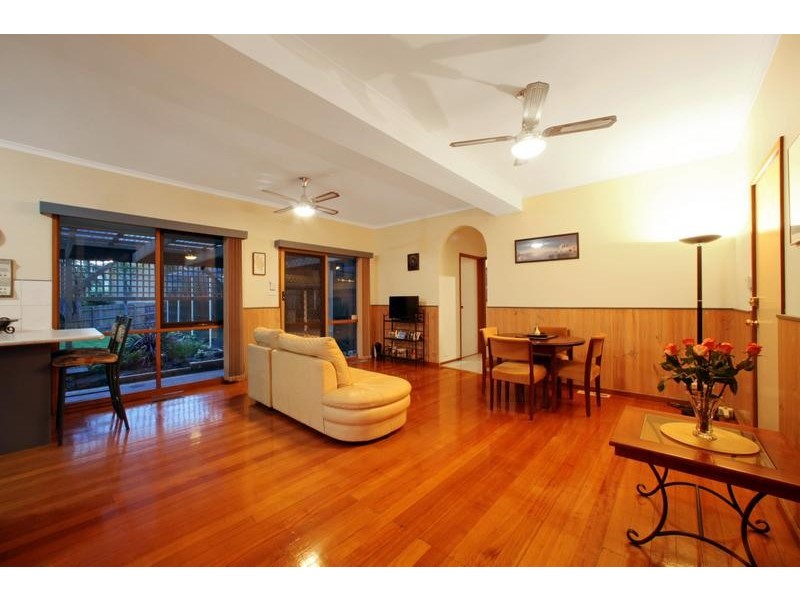 1 Edsall Close, Rowville VIC 3178