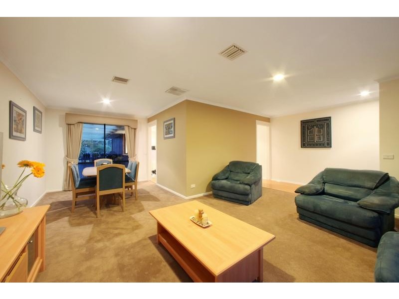 63 Airedale Way, Rowville VIC 3178