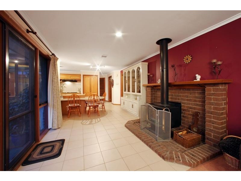 30 Anthony Drive, Lysterfield VIC 3156