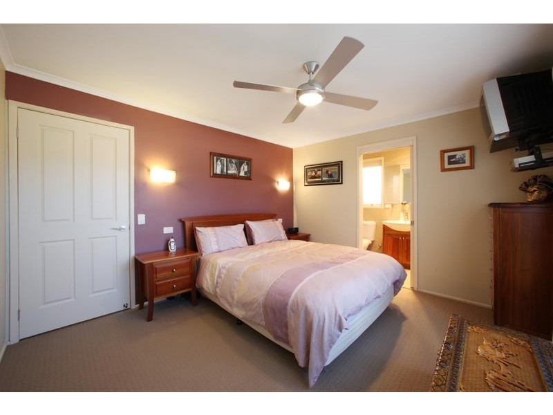 126 Murrindal Drive, Rowville VIC 3178