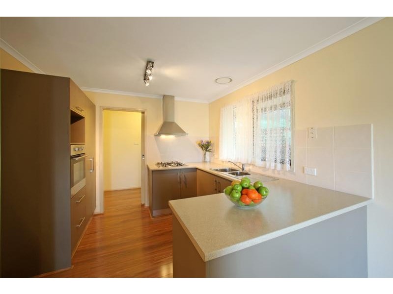 76 Eildon Parade, Rowville VIC 3178