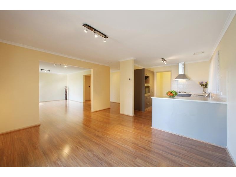 76 Eildon Parade, Rowville VIC 3178