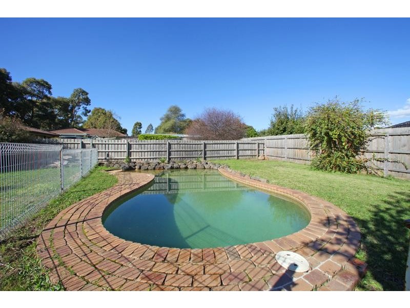 76 Eildon Parade, Rowville VIC 3178