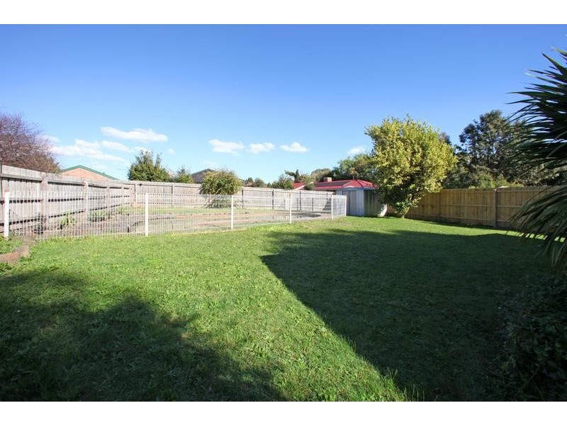 76 Eildon Parade, Rowville VIC 3178