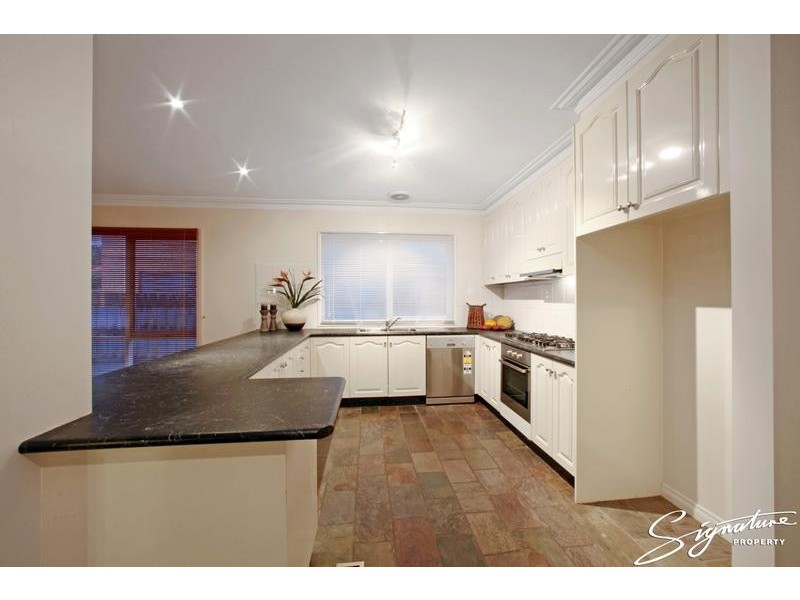 4 Filmer Court, Rowville VIC 3178