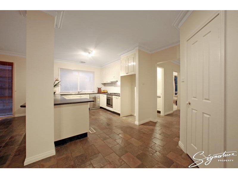 4 Filmer Court, Rowville VIC 3178