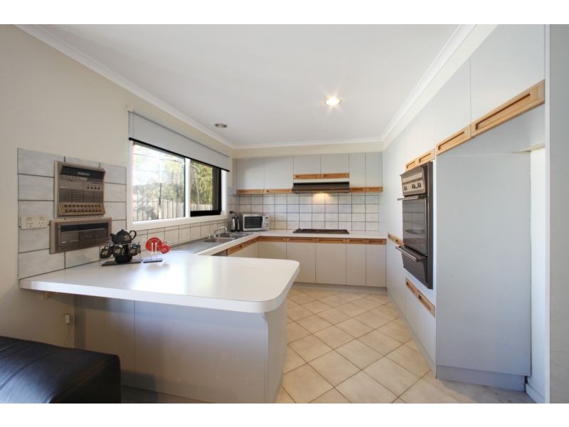 6 Arnhem Court, Rowville VIC 3178