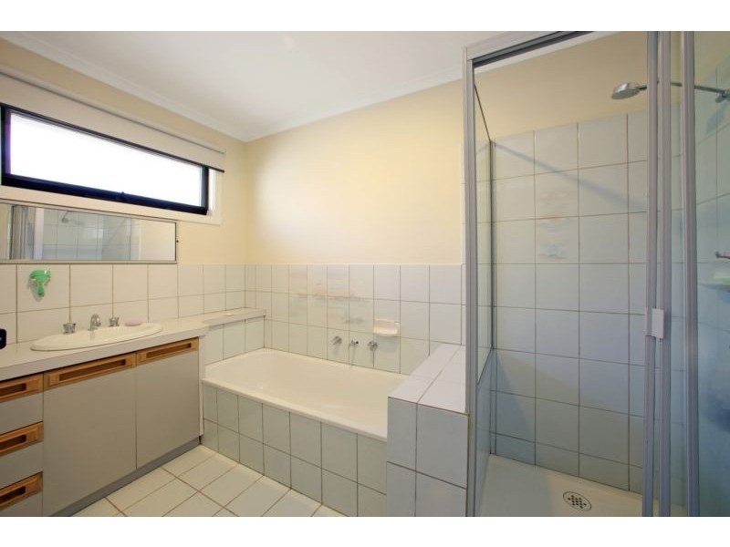 6 Arnhem Court, Rowville VIC 3178