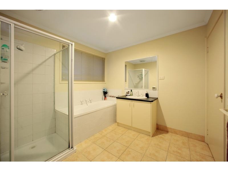 14/5 Piney Ridge, Endeavour Hills VIC 3802