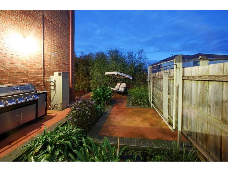 14/5 Piney Ridge, Endeavour Hills VIC 3802