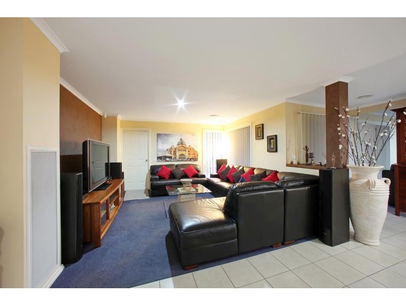 19 Ellendale Street, Rowville VIC 3178