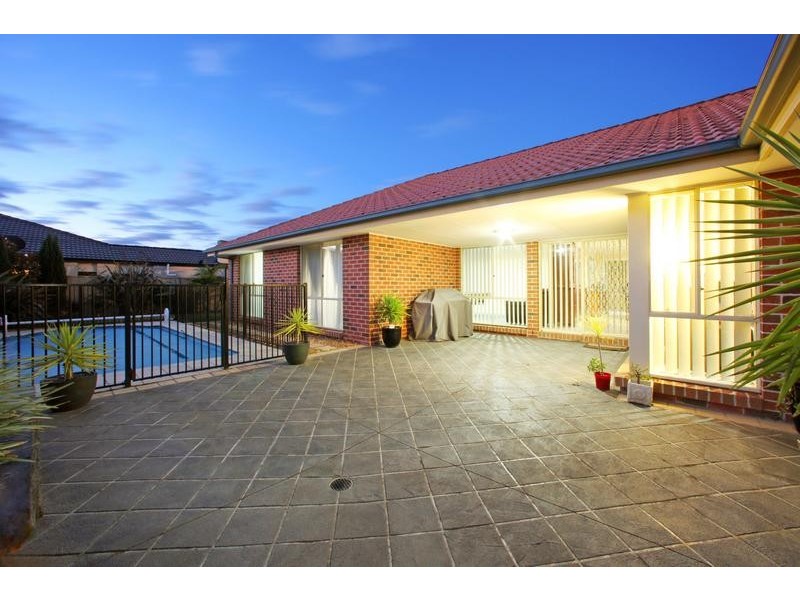 19 Ellendale Street, Rowville VIC 3178