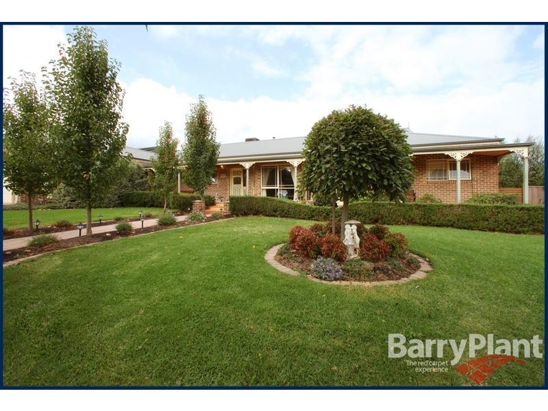 30 Grange Drive, Lysterfield VIC 3156