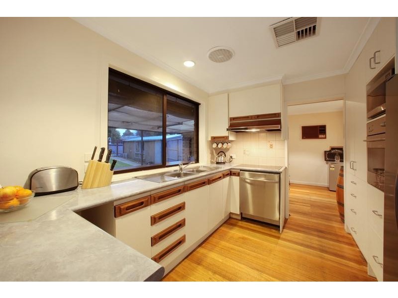 42 Park Boulevard, Ferntree Gully VIC 3156