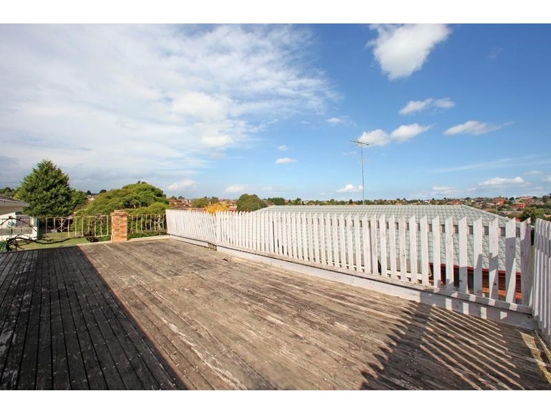 2 Thurso Court, Endeavour Hills VIC 3802